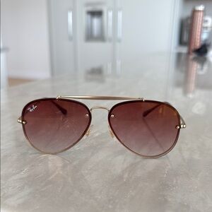 Ray-Ban Classic Gold Sunglasses with Brown Lenses